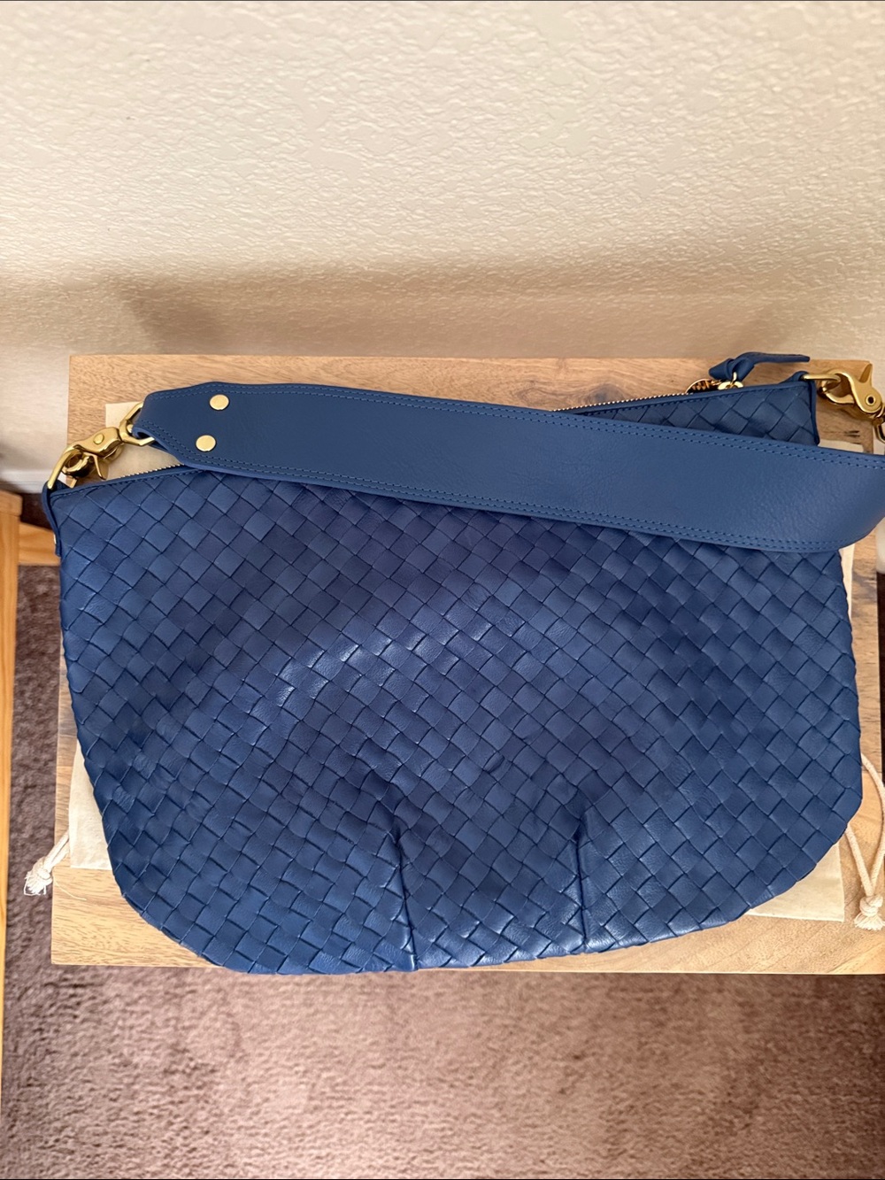 Clare V. French Blue Diagonal Woven Moyen Messenger NWT - Picture 5 of 6